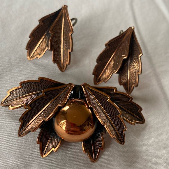 copper by bell Jewelry - Copper clip on earrings, feather earrings, clip on earrings, copper jewelry, pin